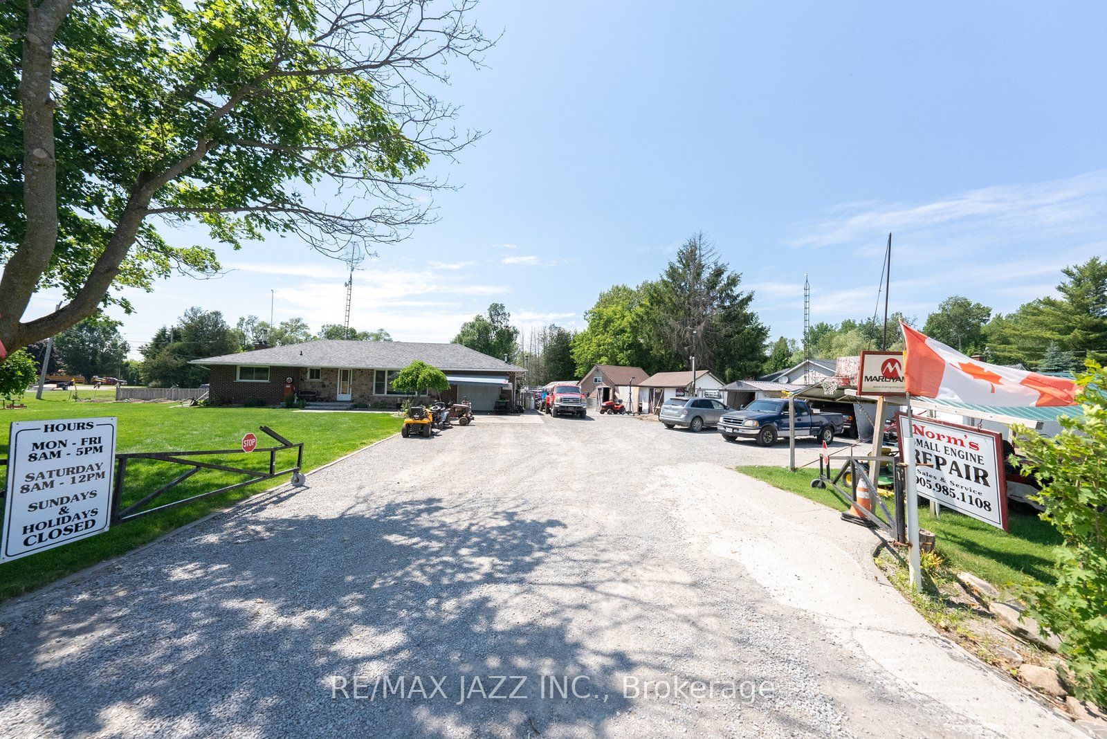 19020 Simcoe St
