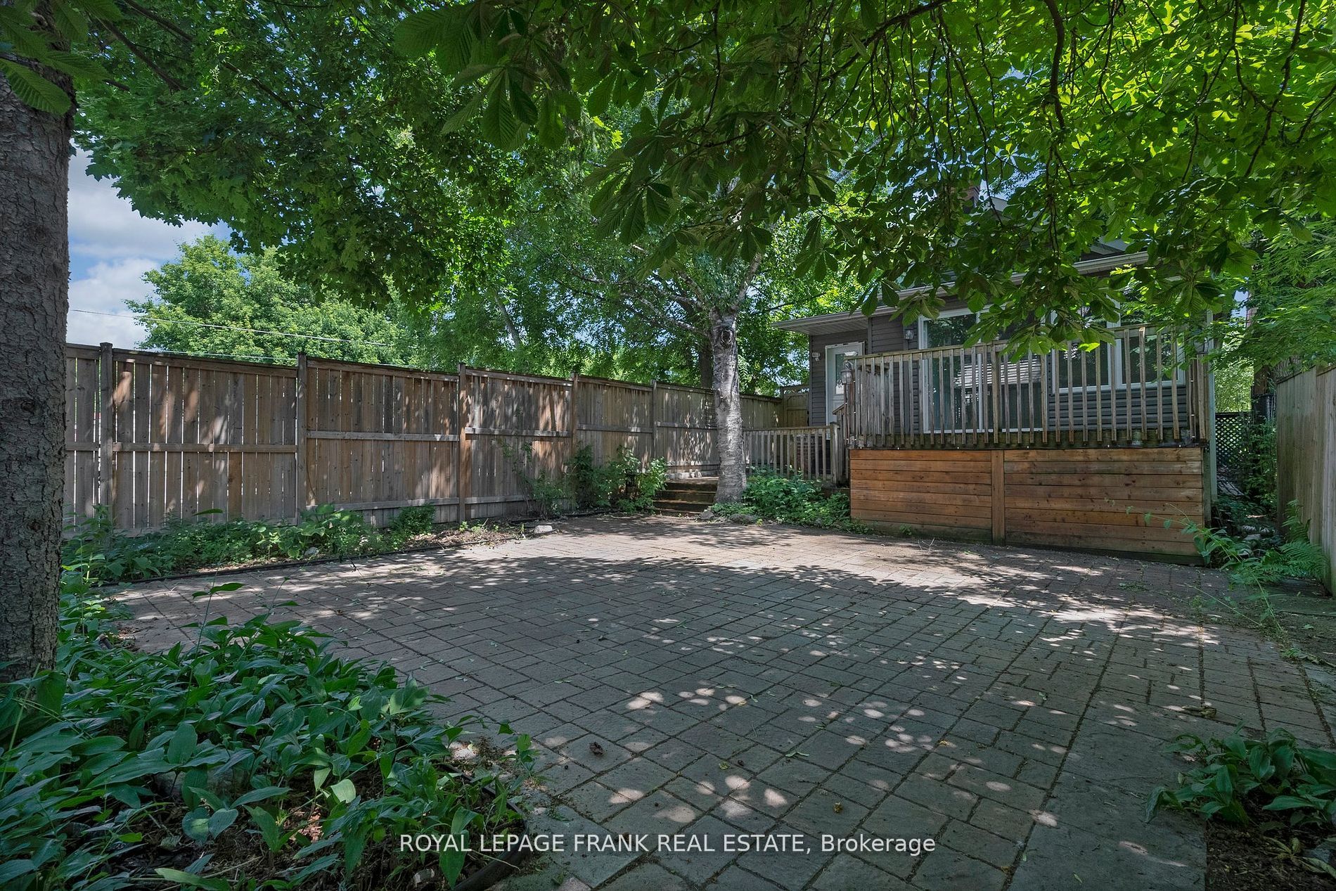 272 Burk St