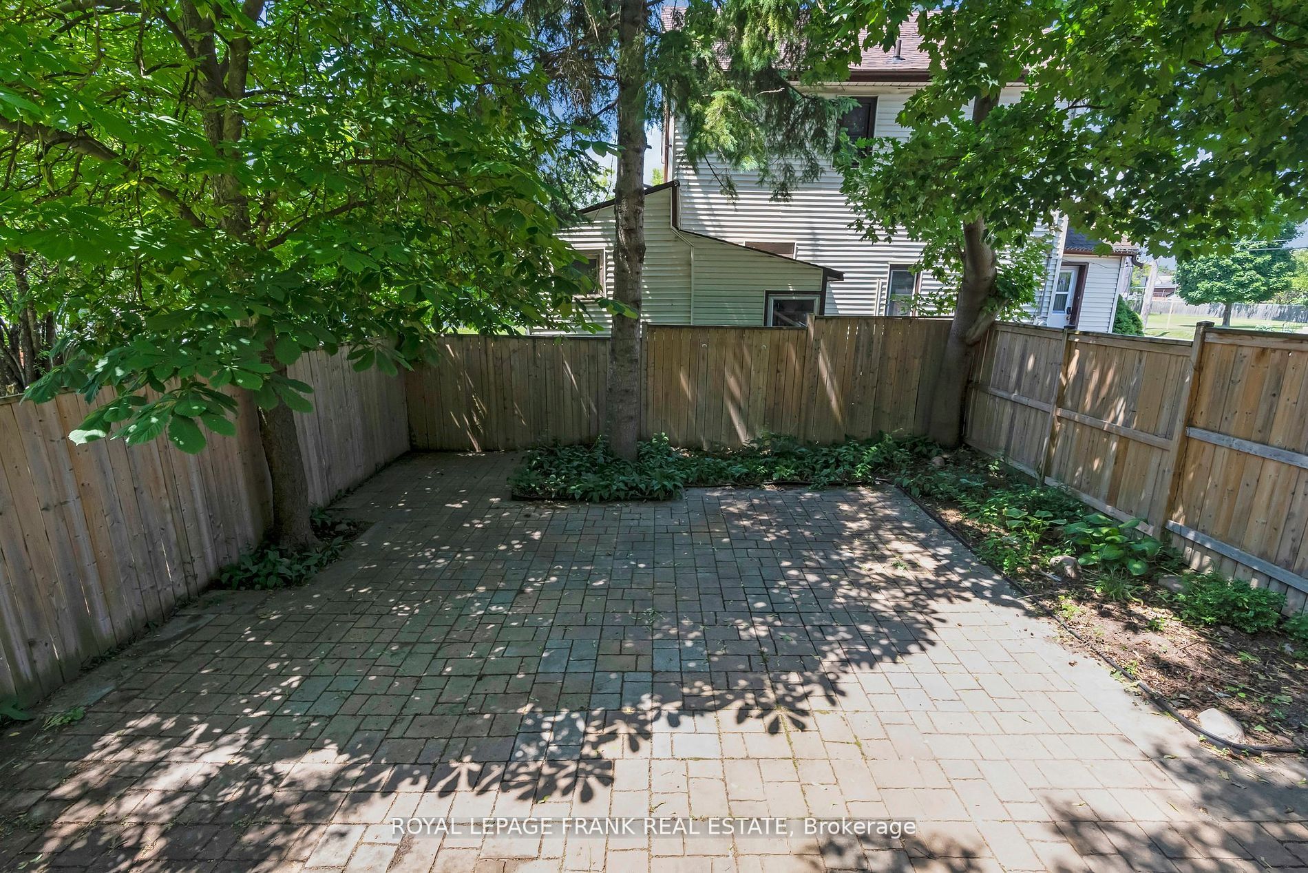 272 Burk St