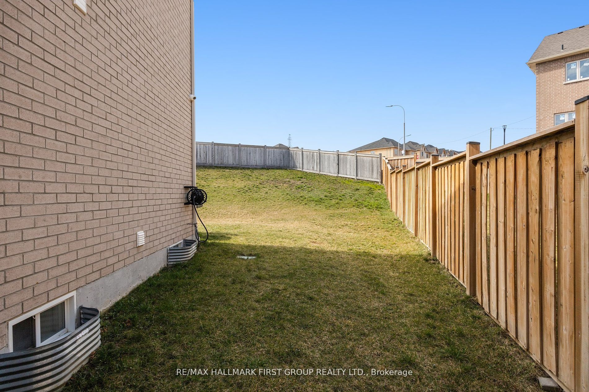 1219 Cactus Crescent