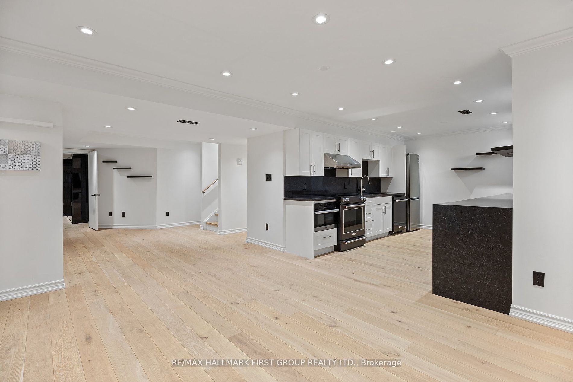 1219 Cactus Crescent