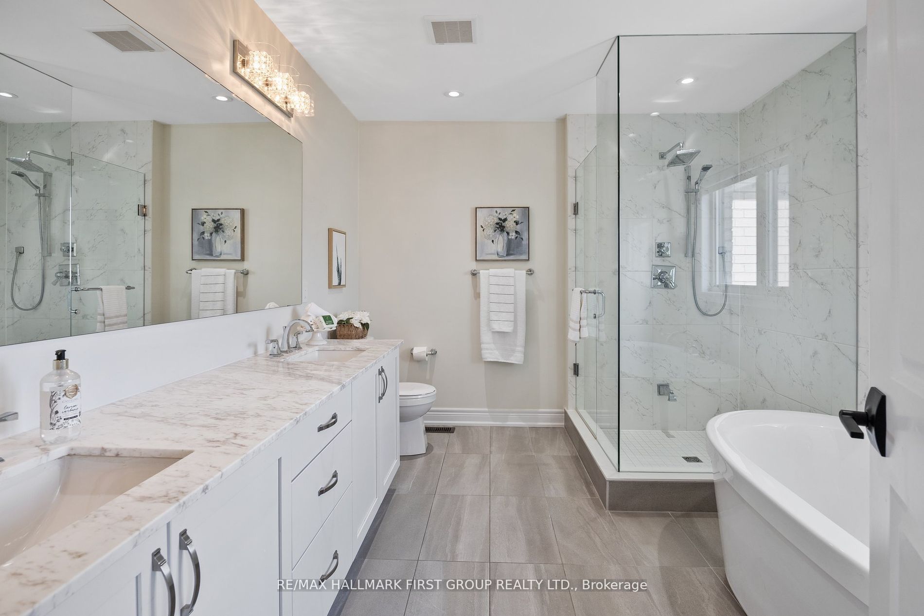 1219 Cactus Crescent