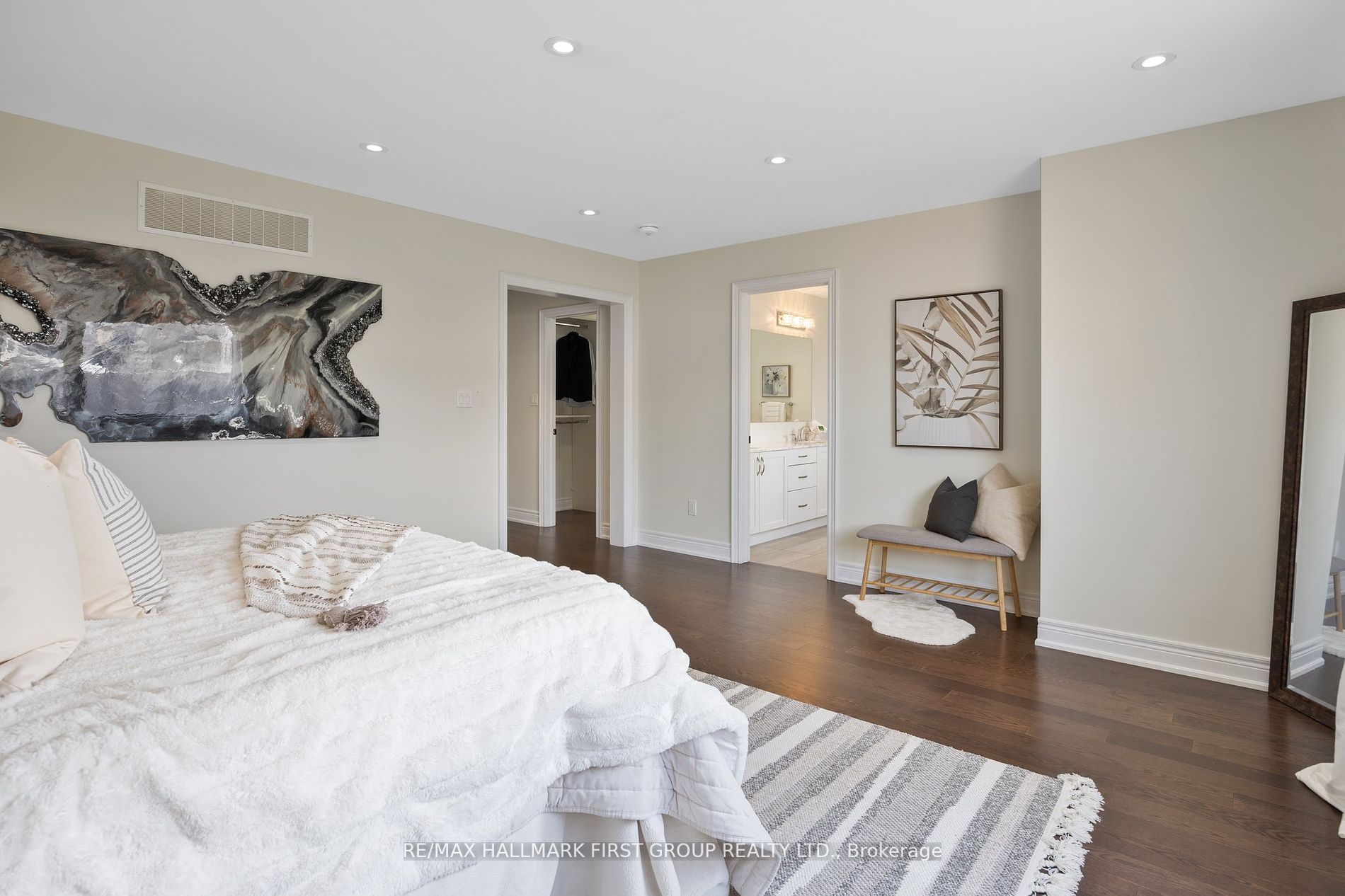 1219 Cactus Crescent