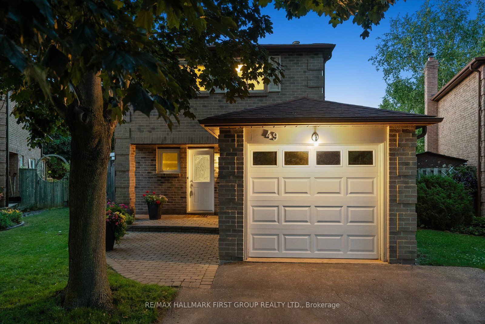 49 Fisher Crescent