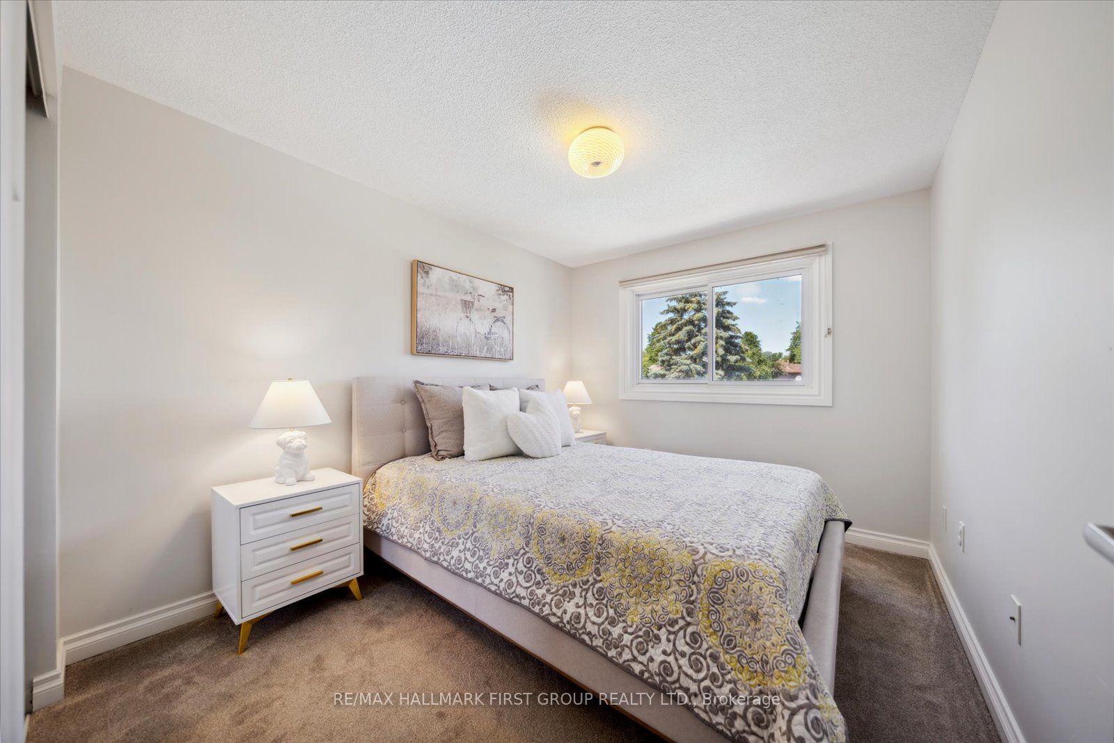49 Fisher Crescent