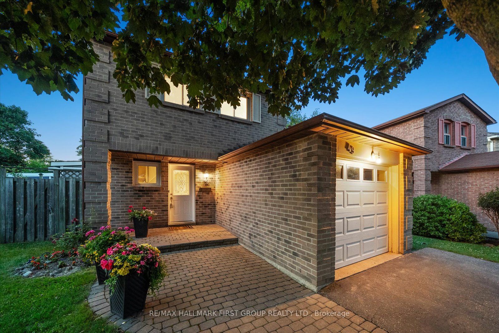 49 Fisher Crescent