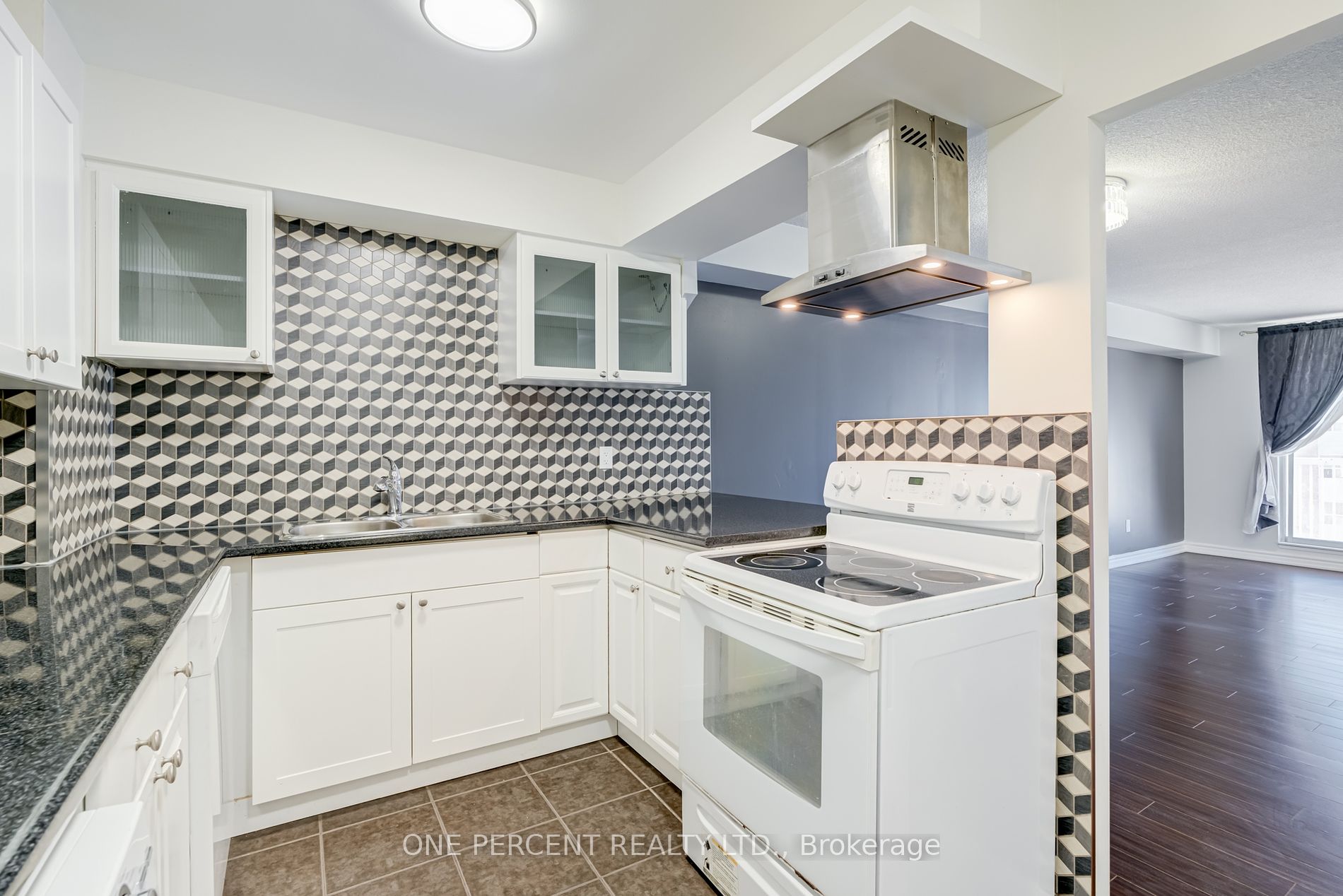 15 Sewells Road, #1201