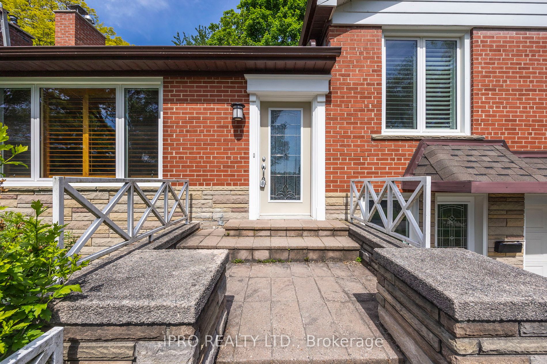 40 Catalina Drive