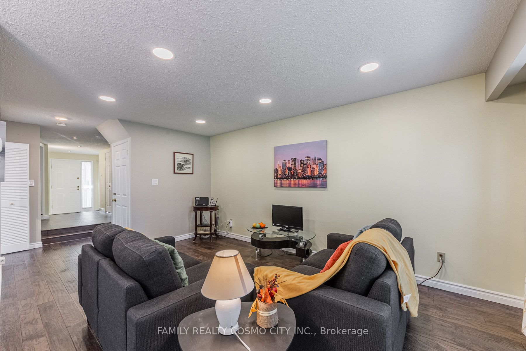 208 Wintermute Blvd