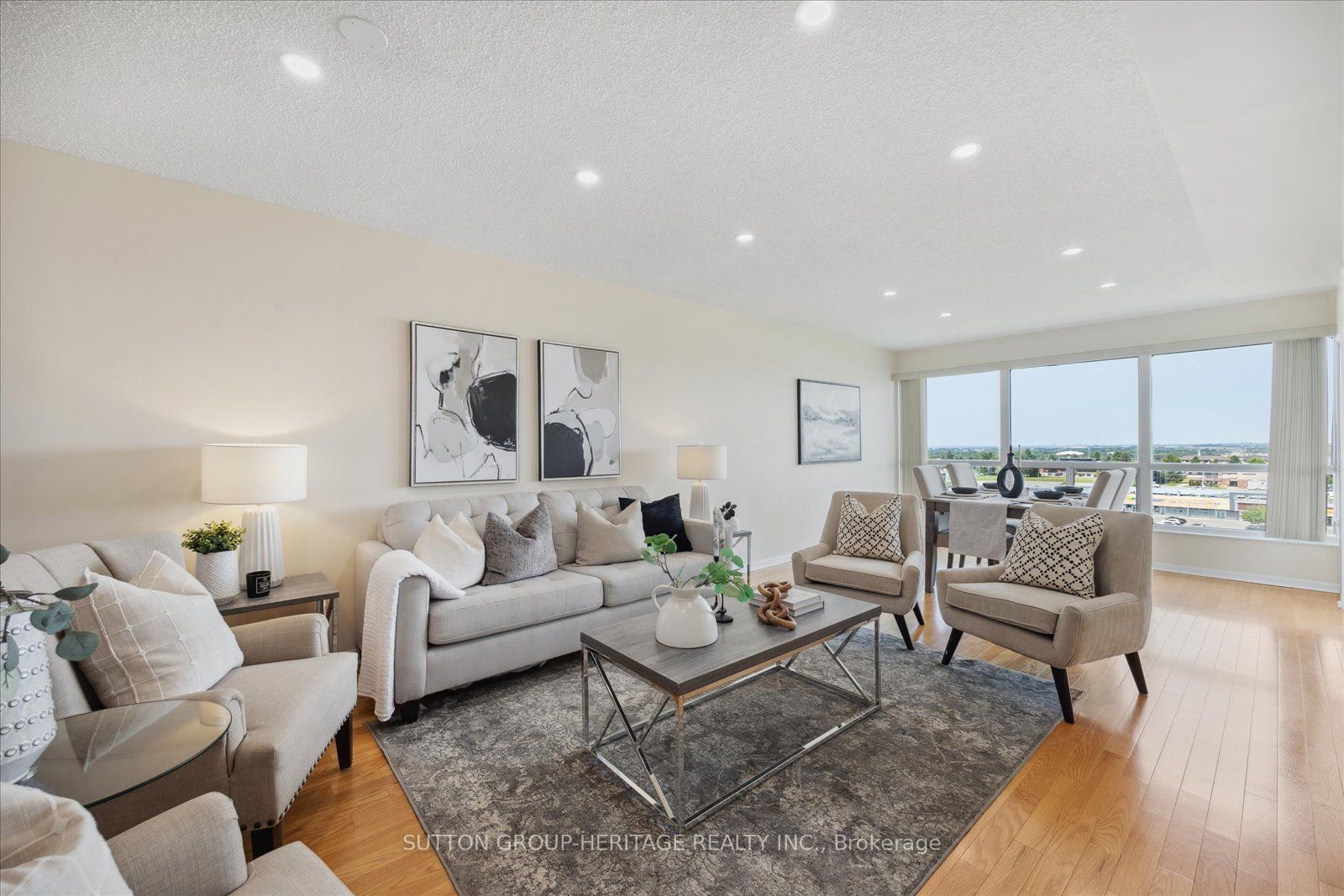 712 Rossland Road E, #PH #6