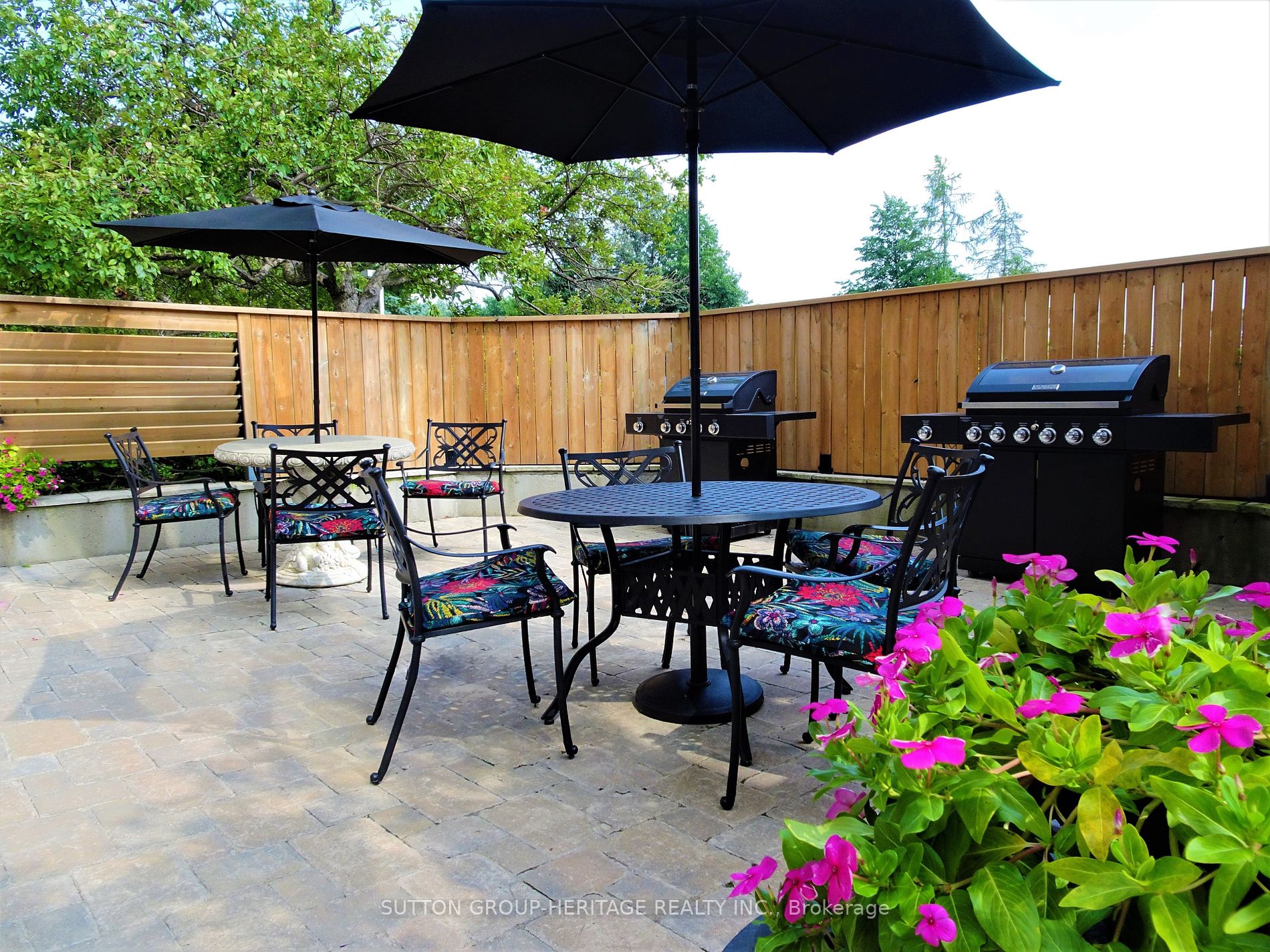 712 Rossland Road E, #PH #6
