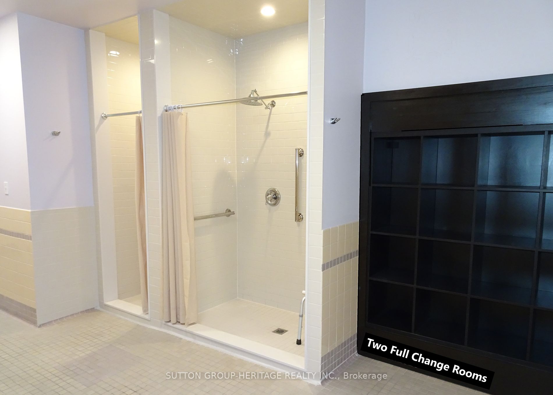 712 Rossland Road E, #PH #6