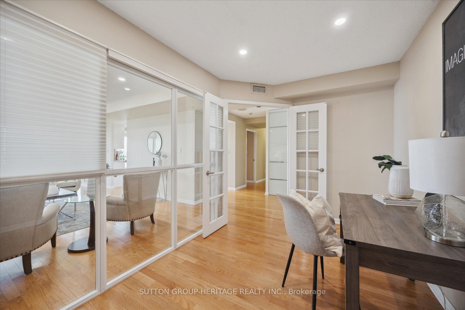 712 Rossland Road E, #PH #6