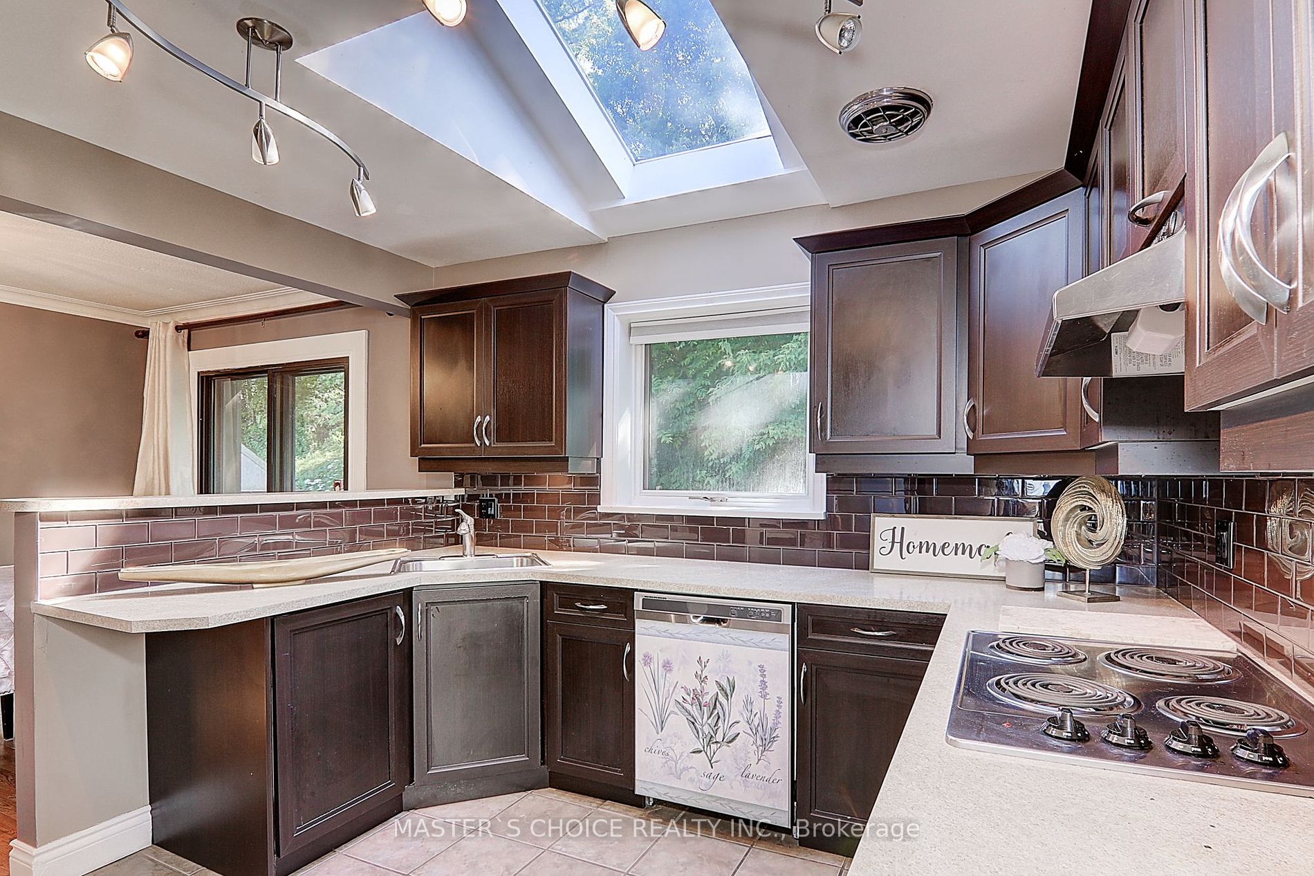 326 Jaybell Grove