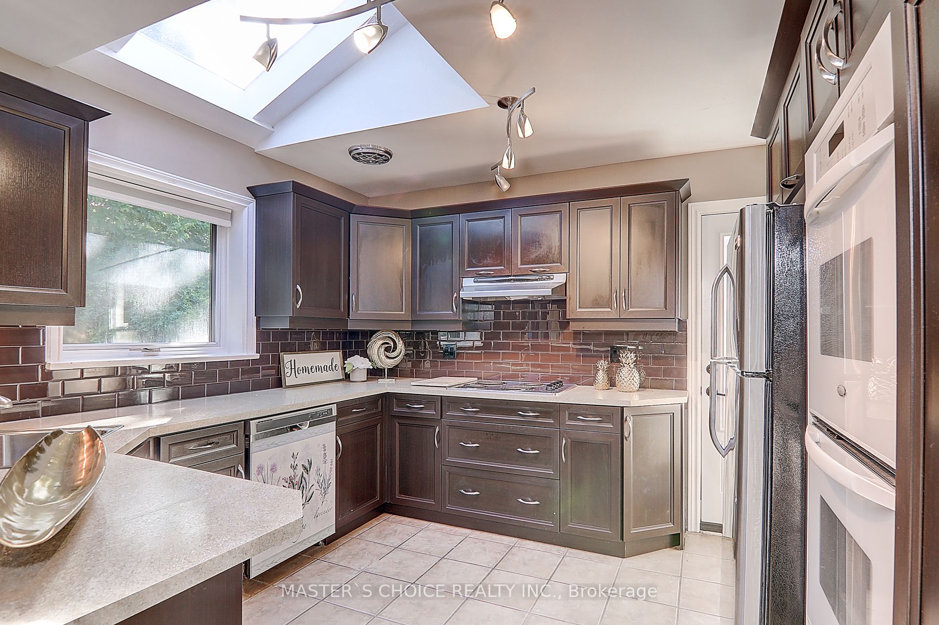 326 Jaybell Grove