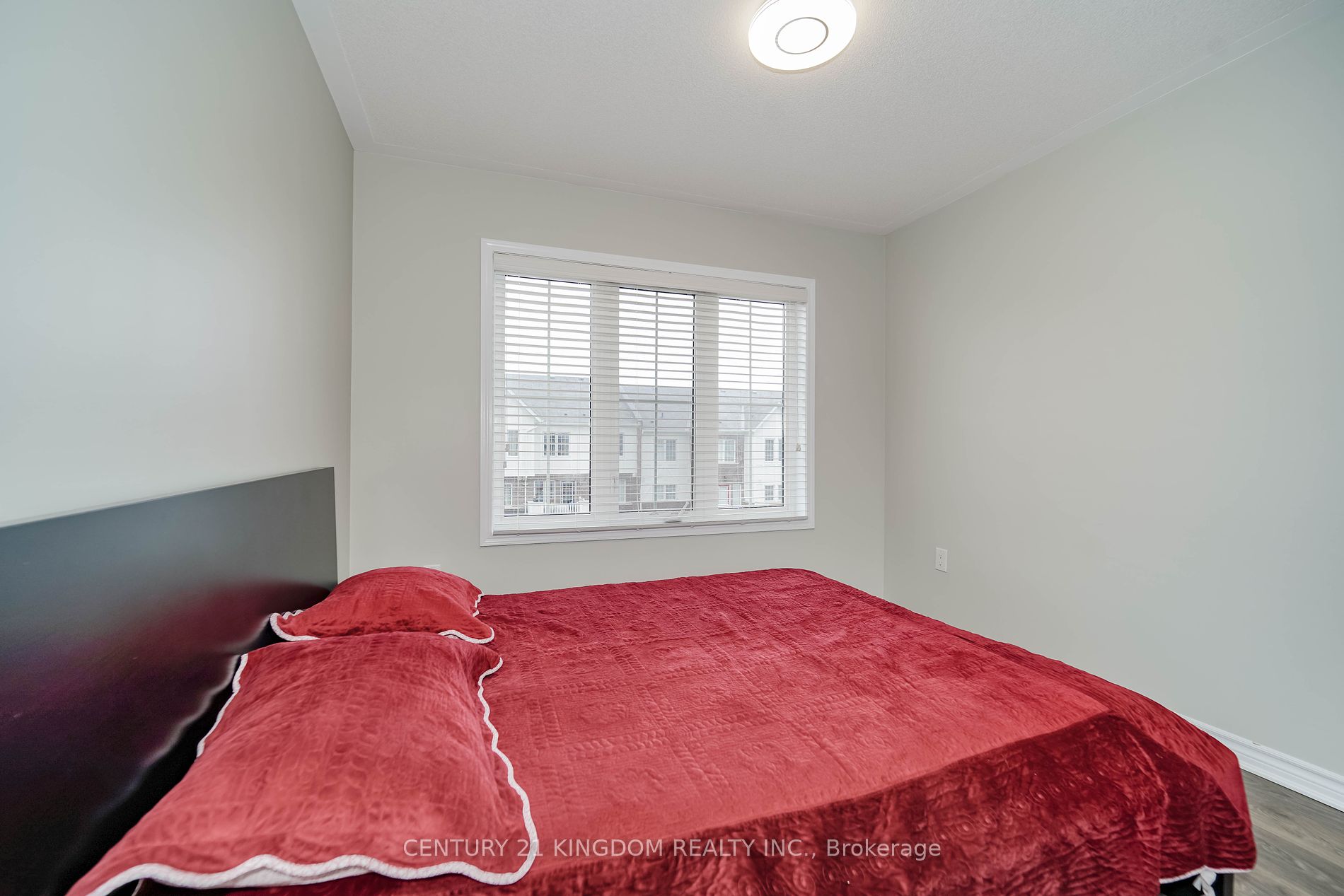 1062 Clipper Lane