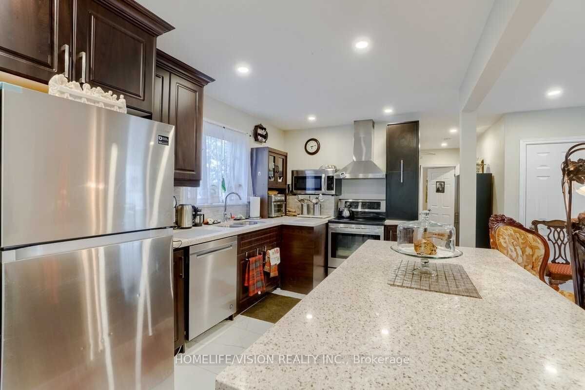 44 Armitage Drive