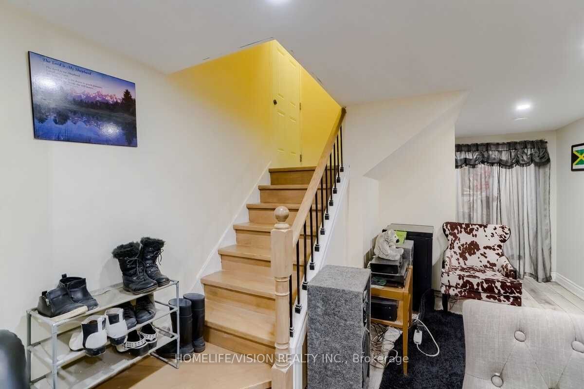 44 Armitage Drive