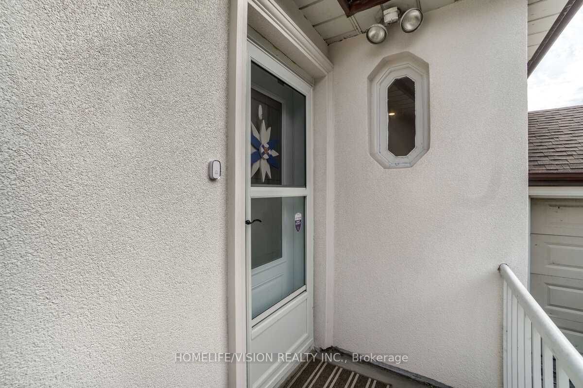 44 Armitage Drive