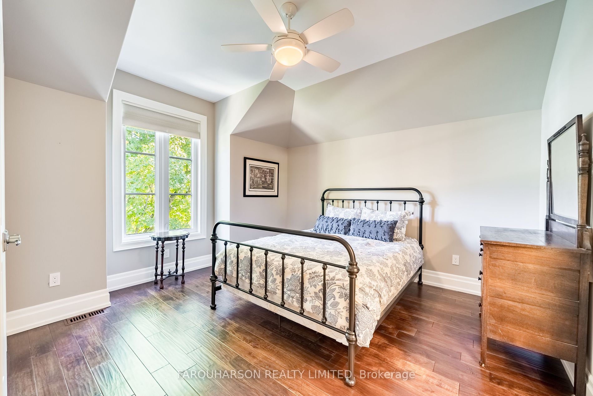 100 Ambleside Drive