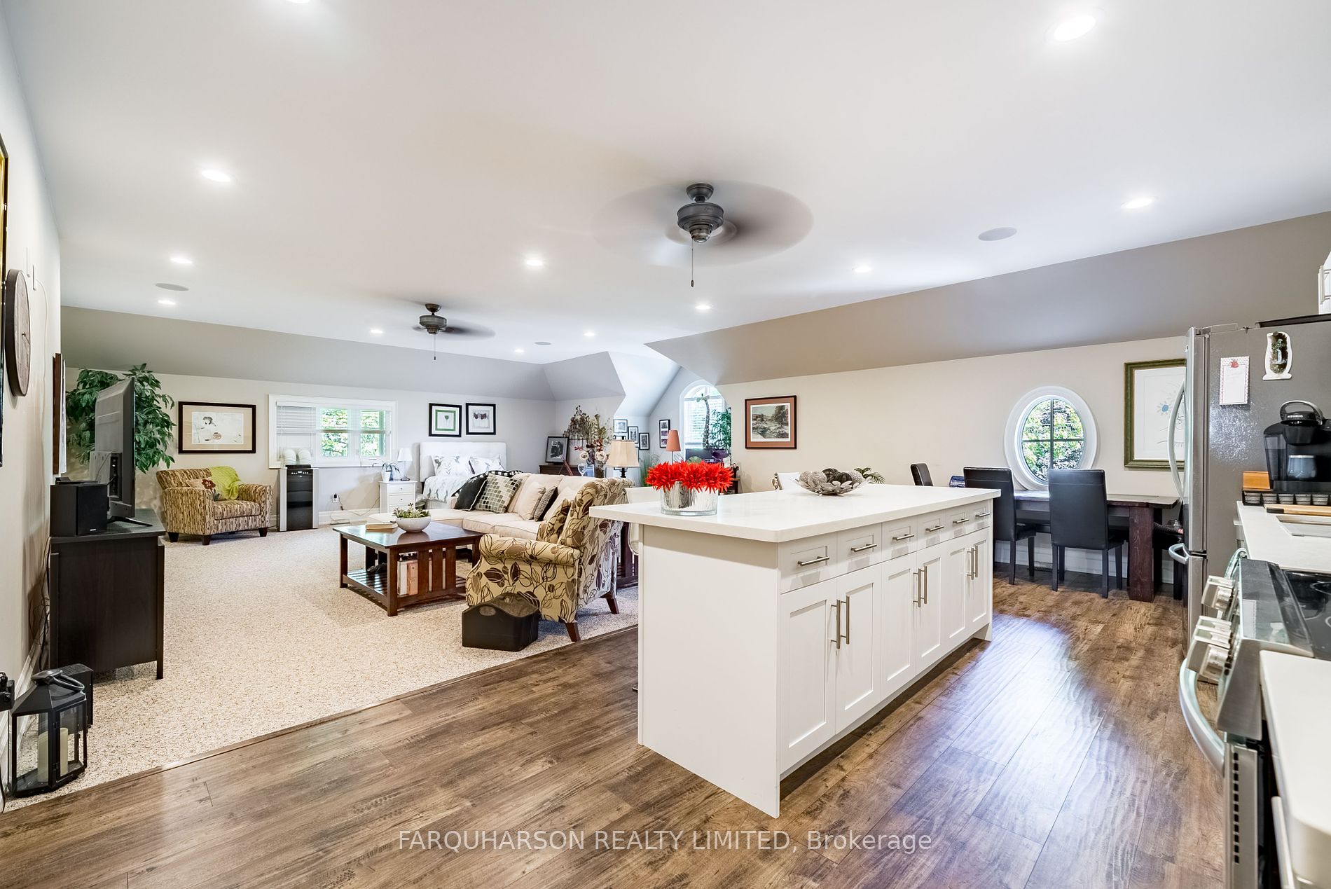 100 Ambleside Drive