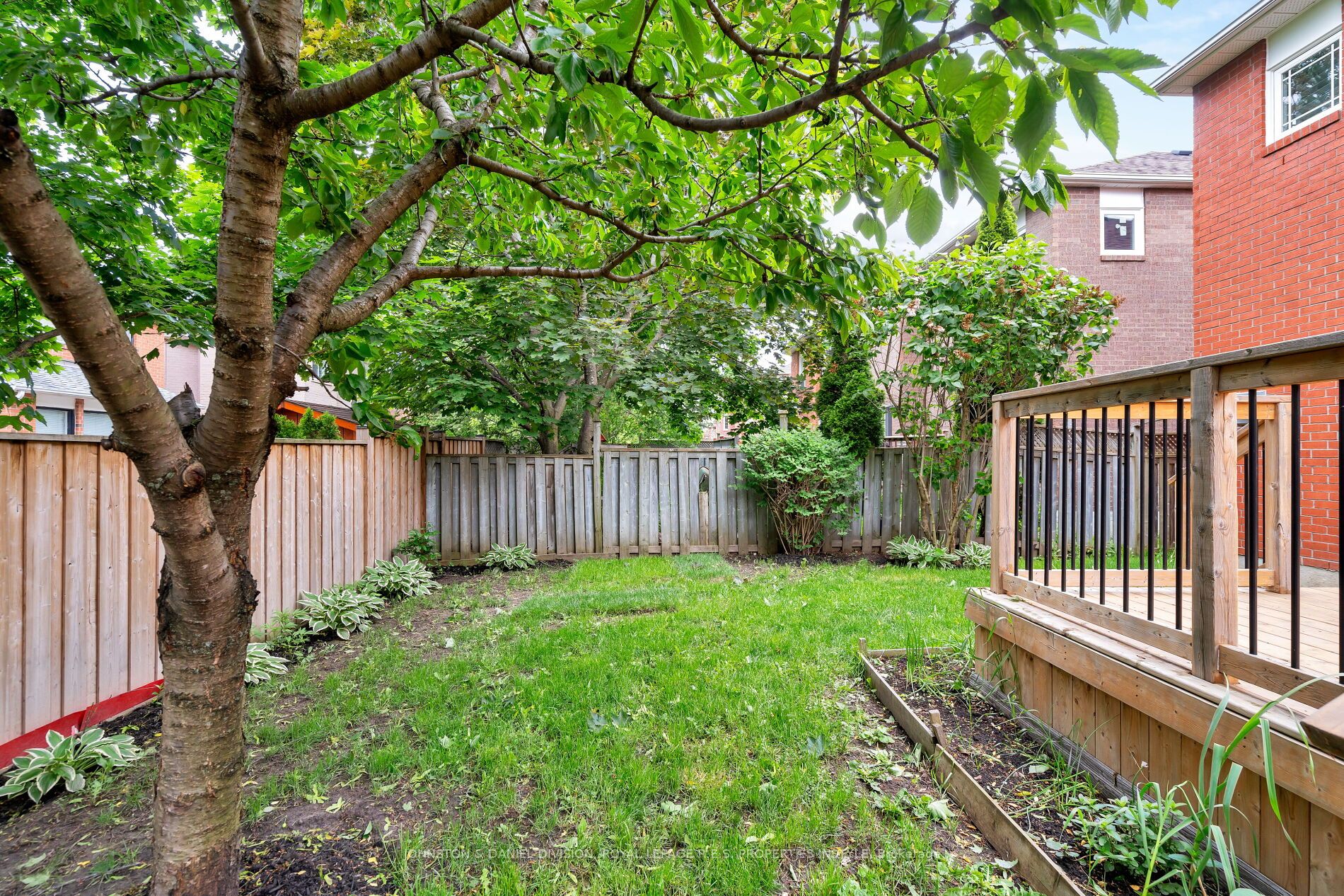 31 Kerrison Drive W
