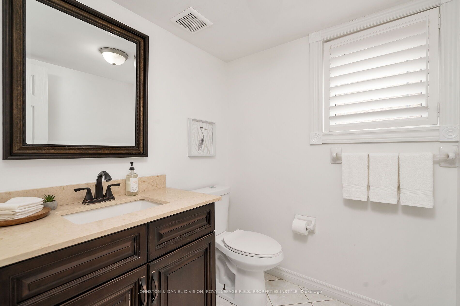 31 Kerrison Drive W