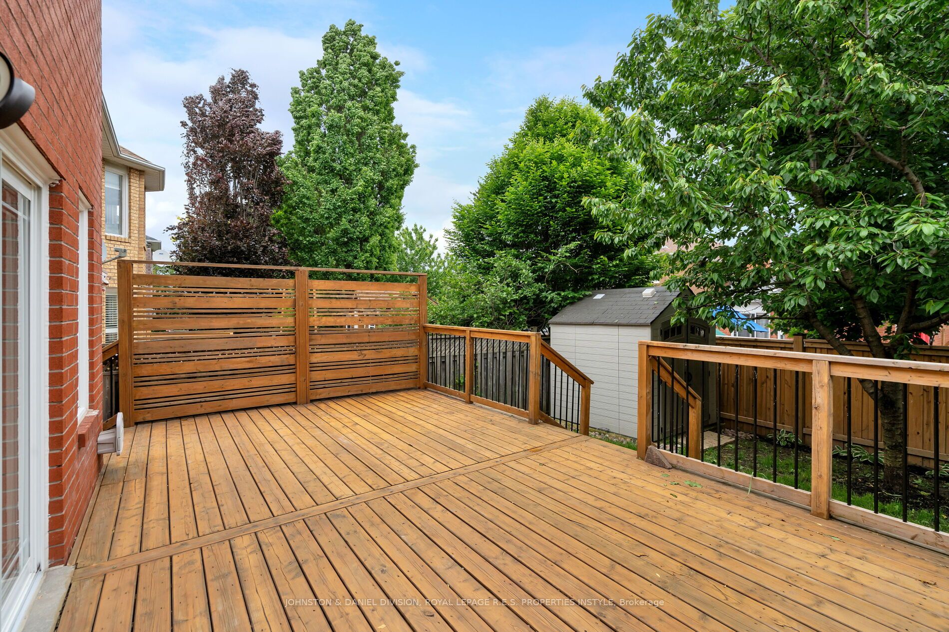 31 Kerrison Drive W