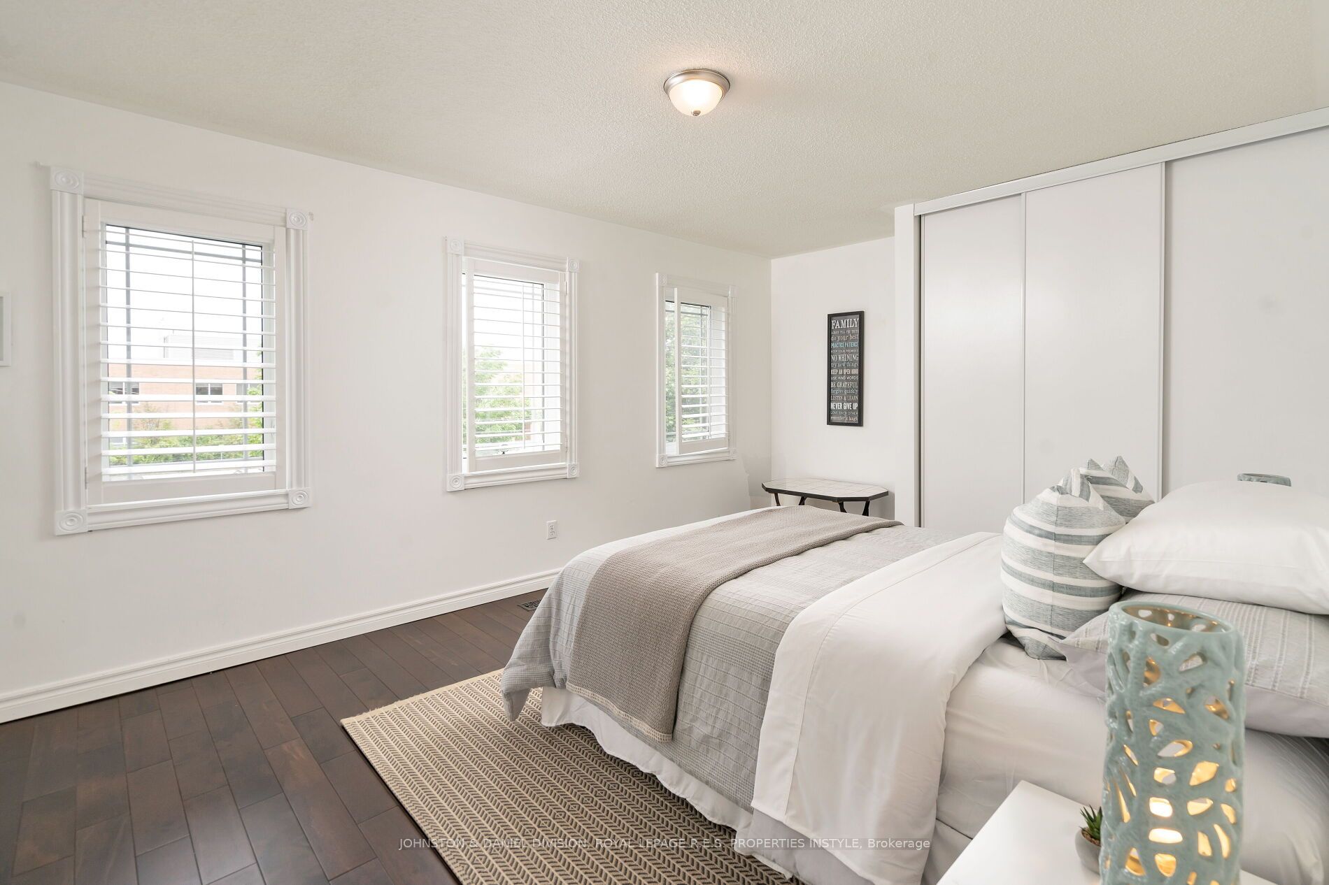 31 Kerrison Drive W