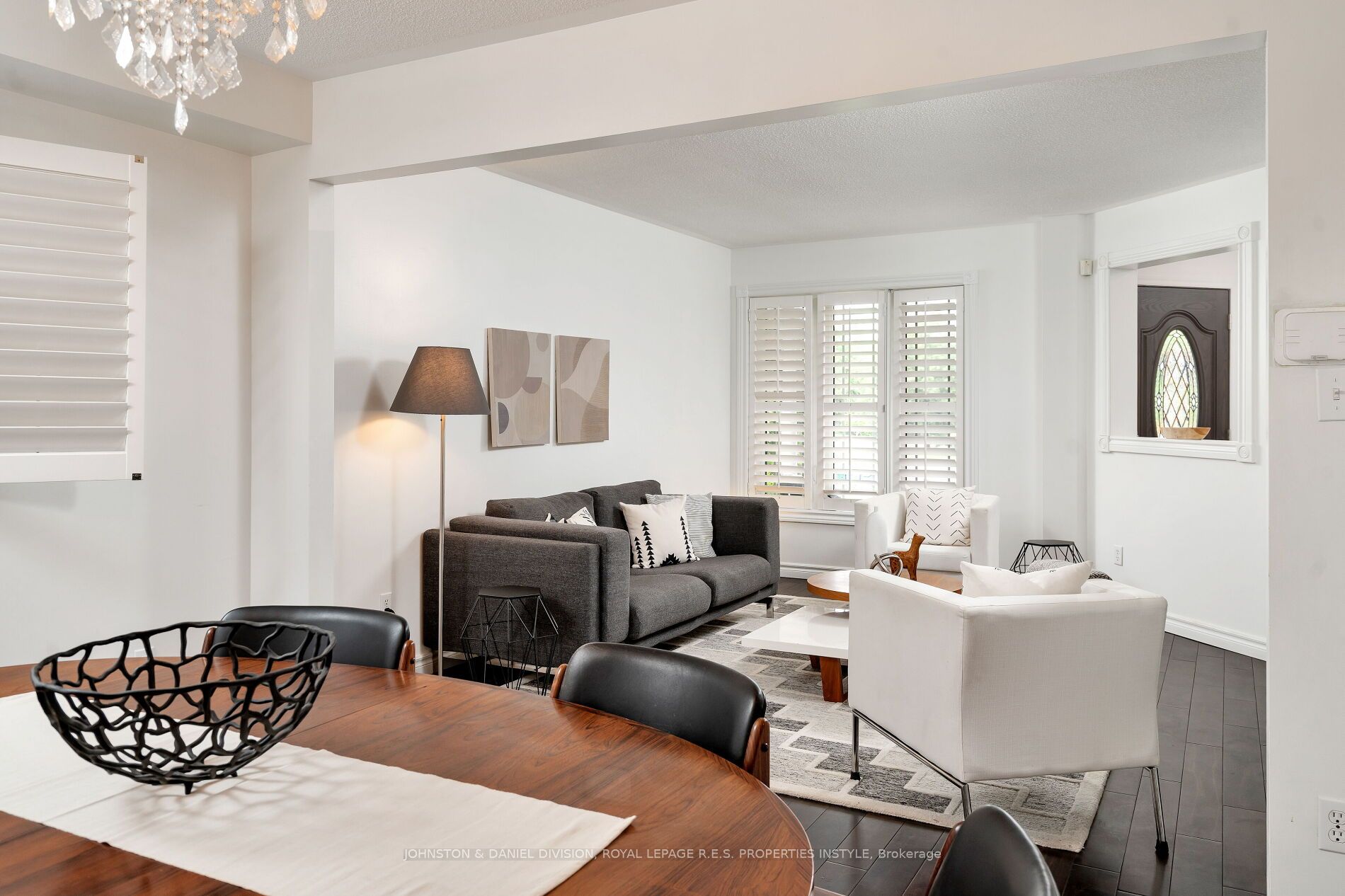 31 Kerrison Drive W