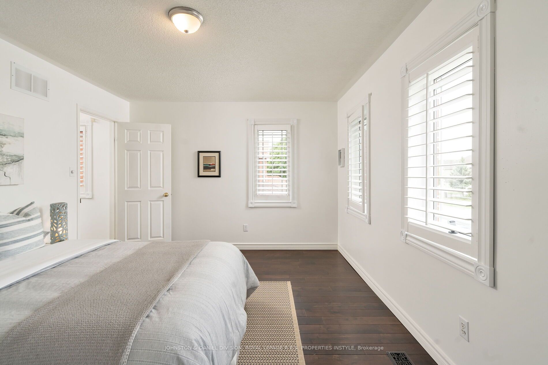 31 Kerrison Drive W
