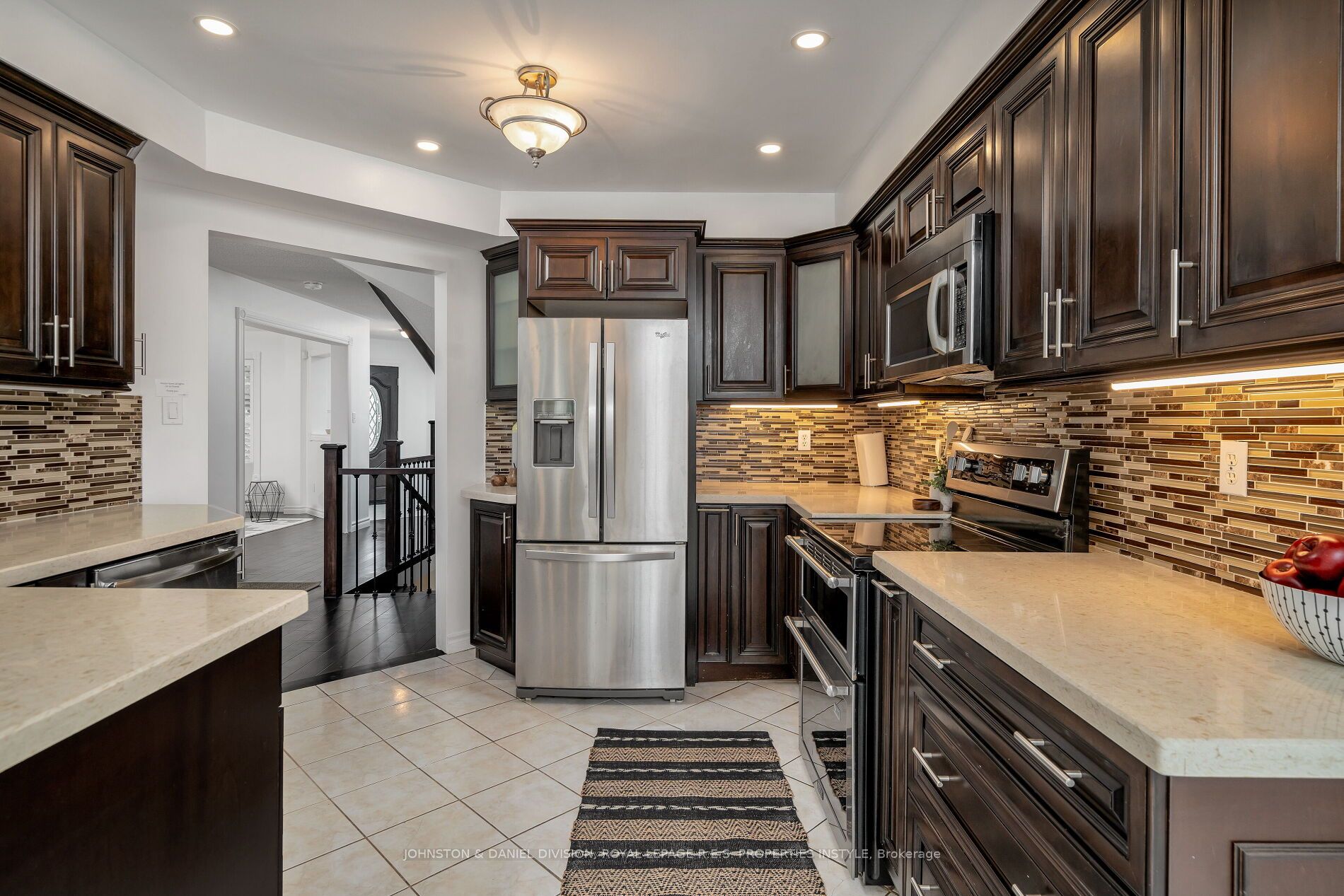 31 Kerrison Drive W