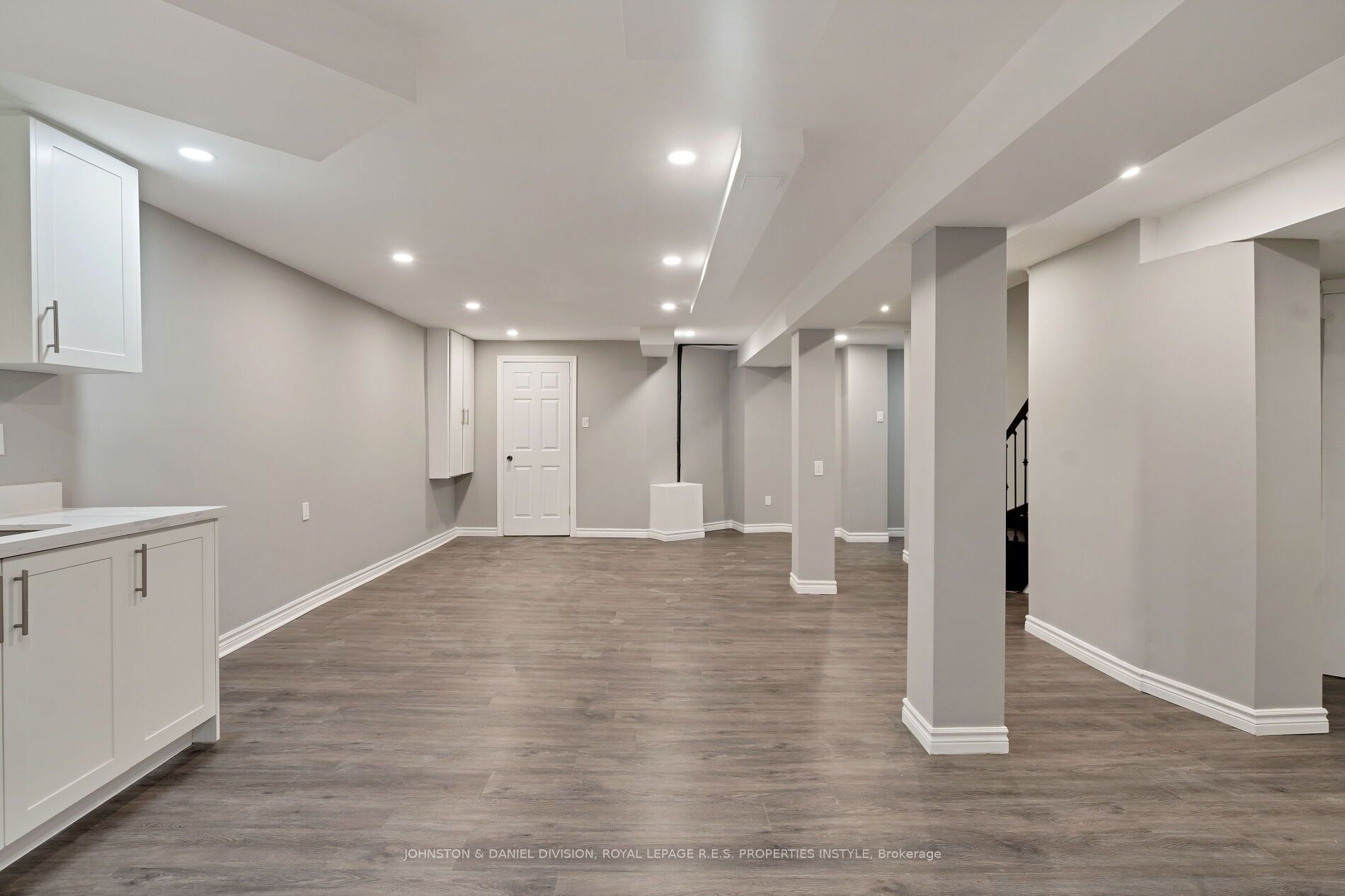 31 Kerrison Drive W