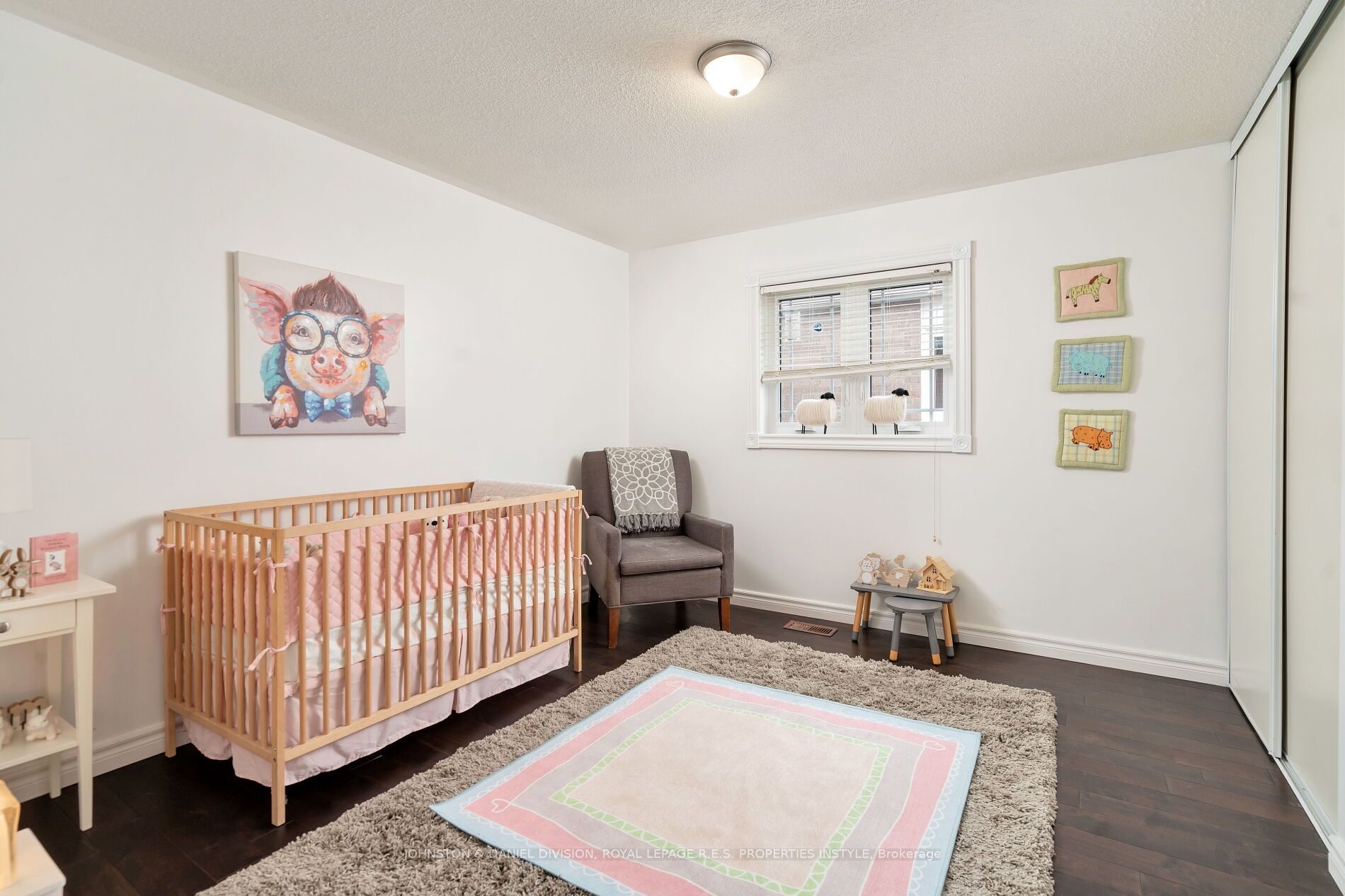 31 Kerrison Drive W
