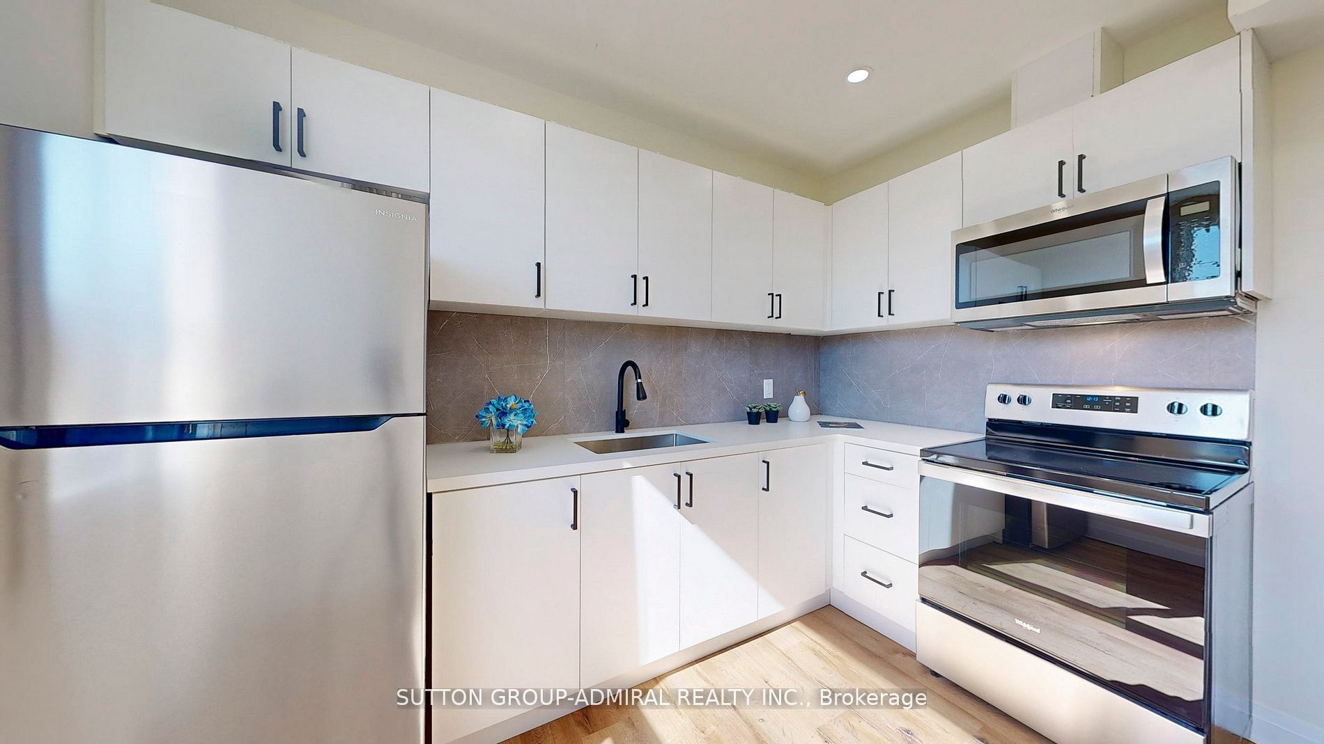 1930 Queen Street E #Upper 1