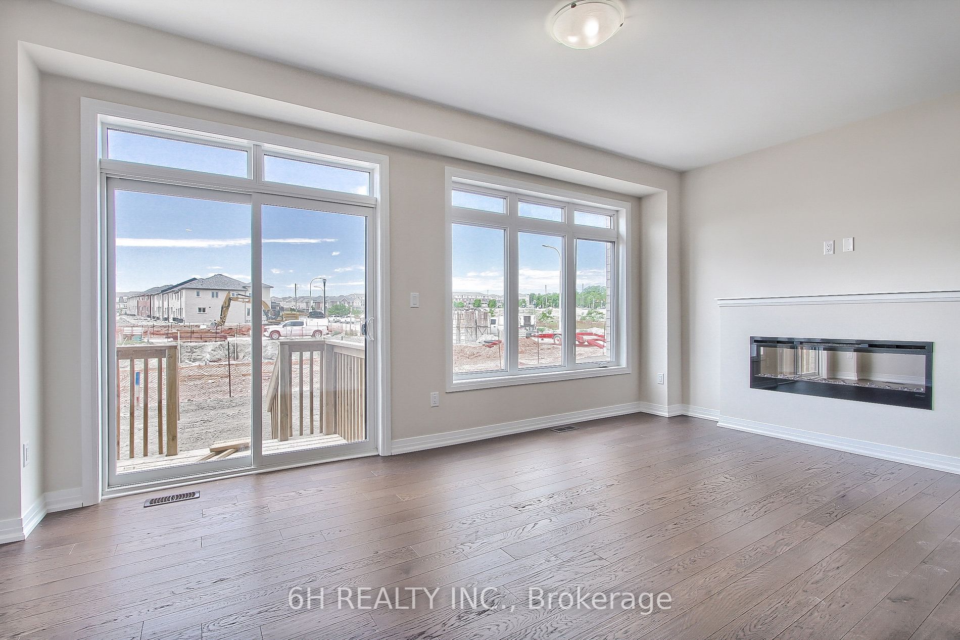 2616 Hibiscus Drive