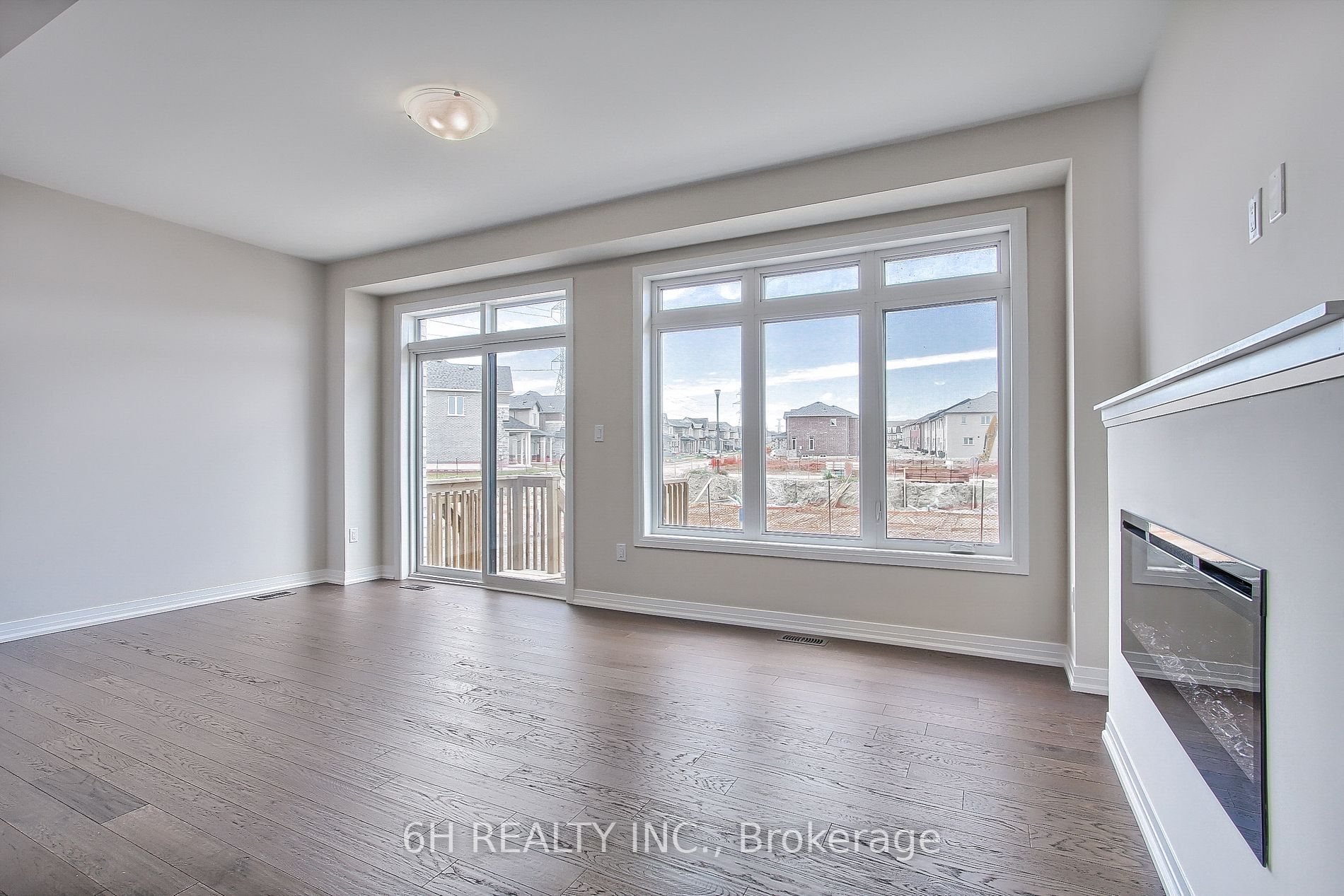 2616 Hibiscus Drive