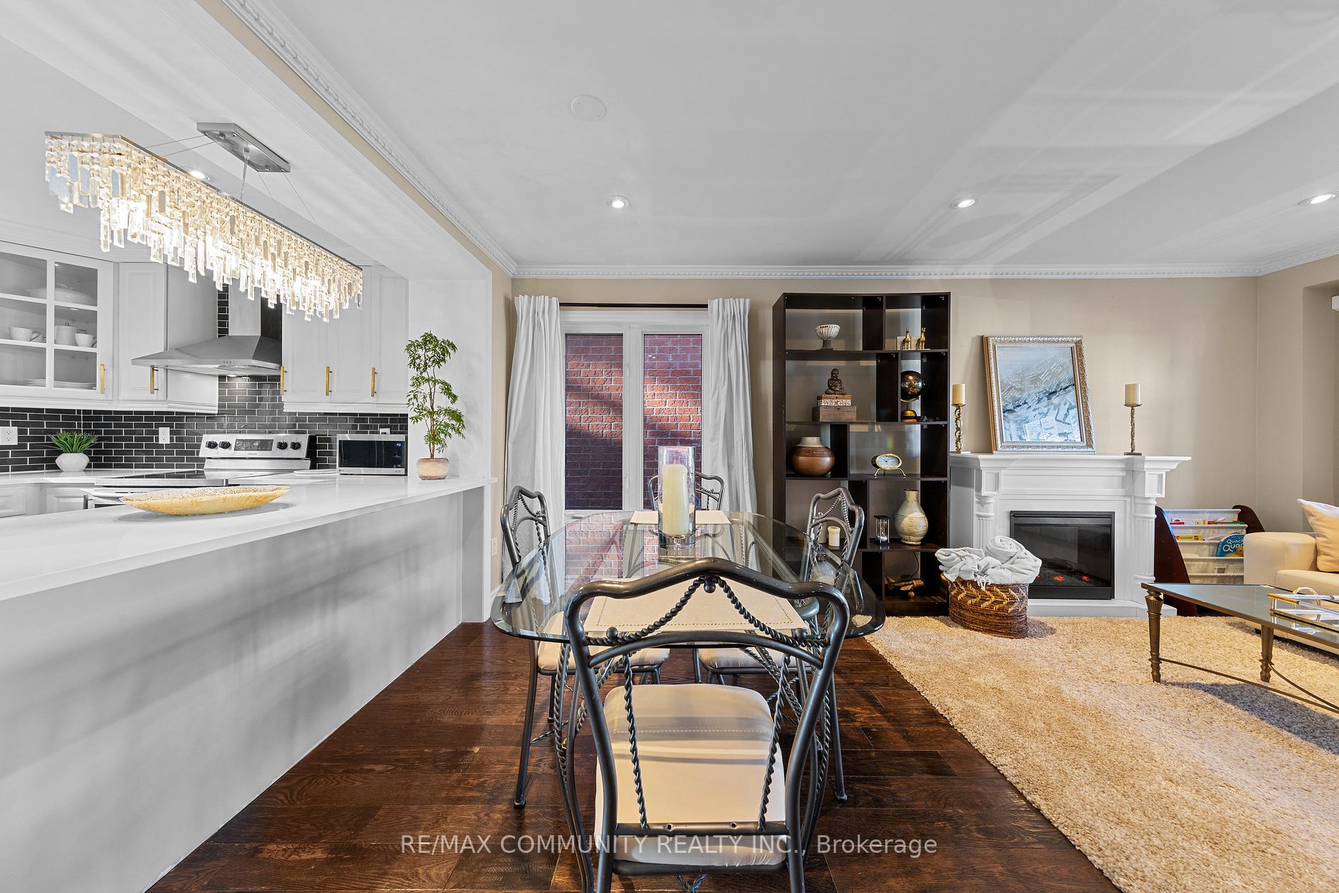 73 Mcsweeney Cres