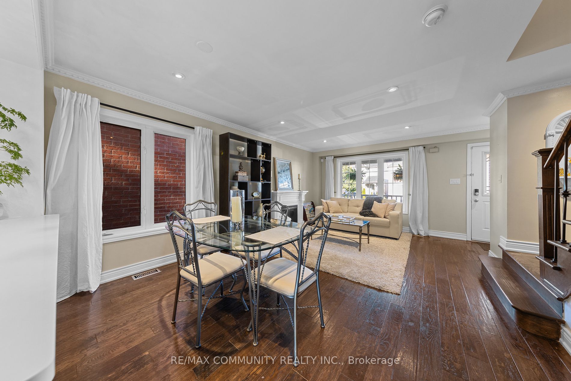73 Mcsweeney Cres