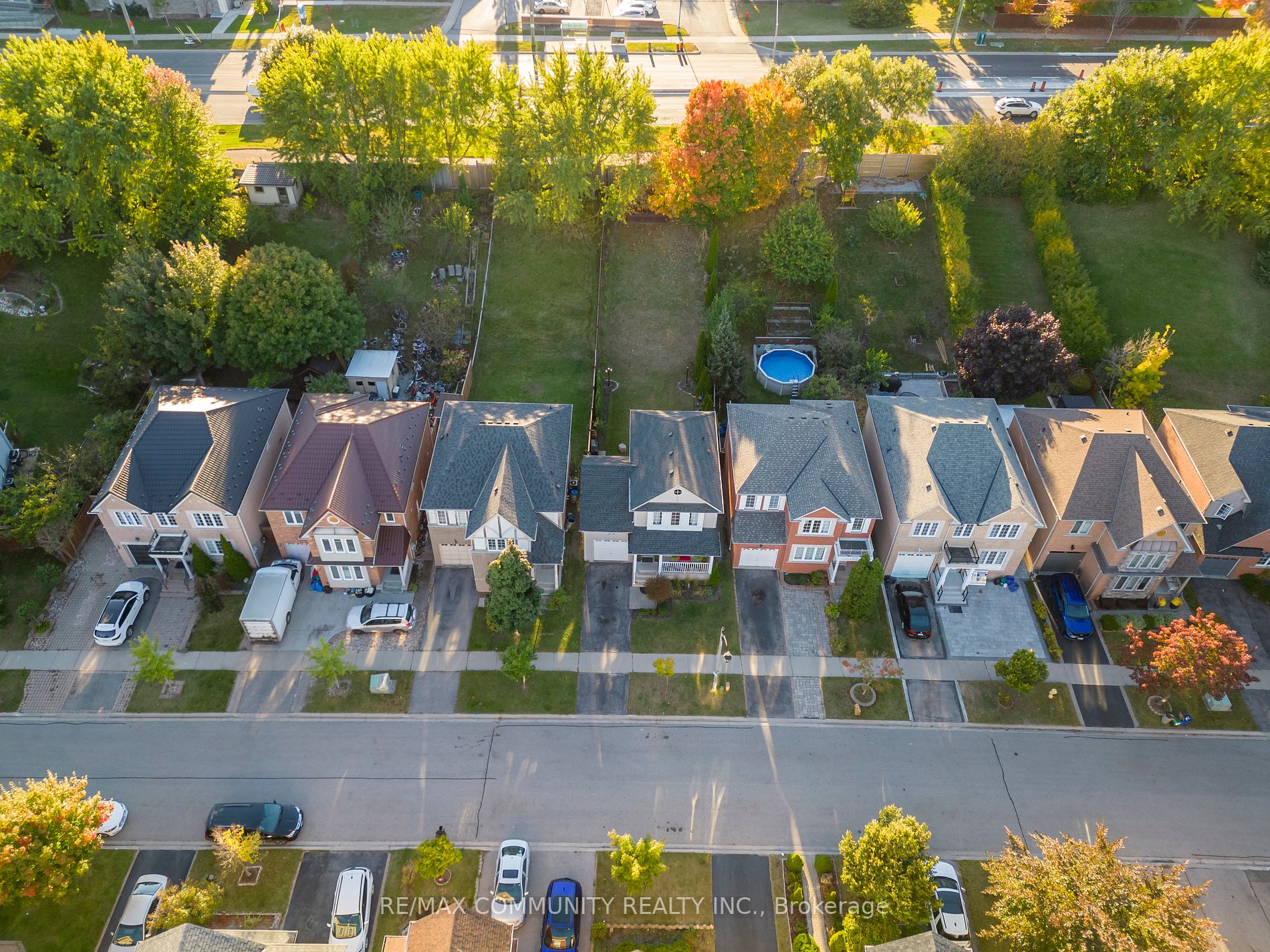 73 Mcsweeney Cres