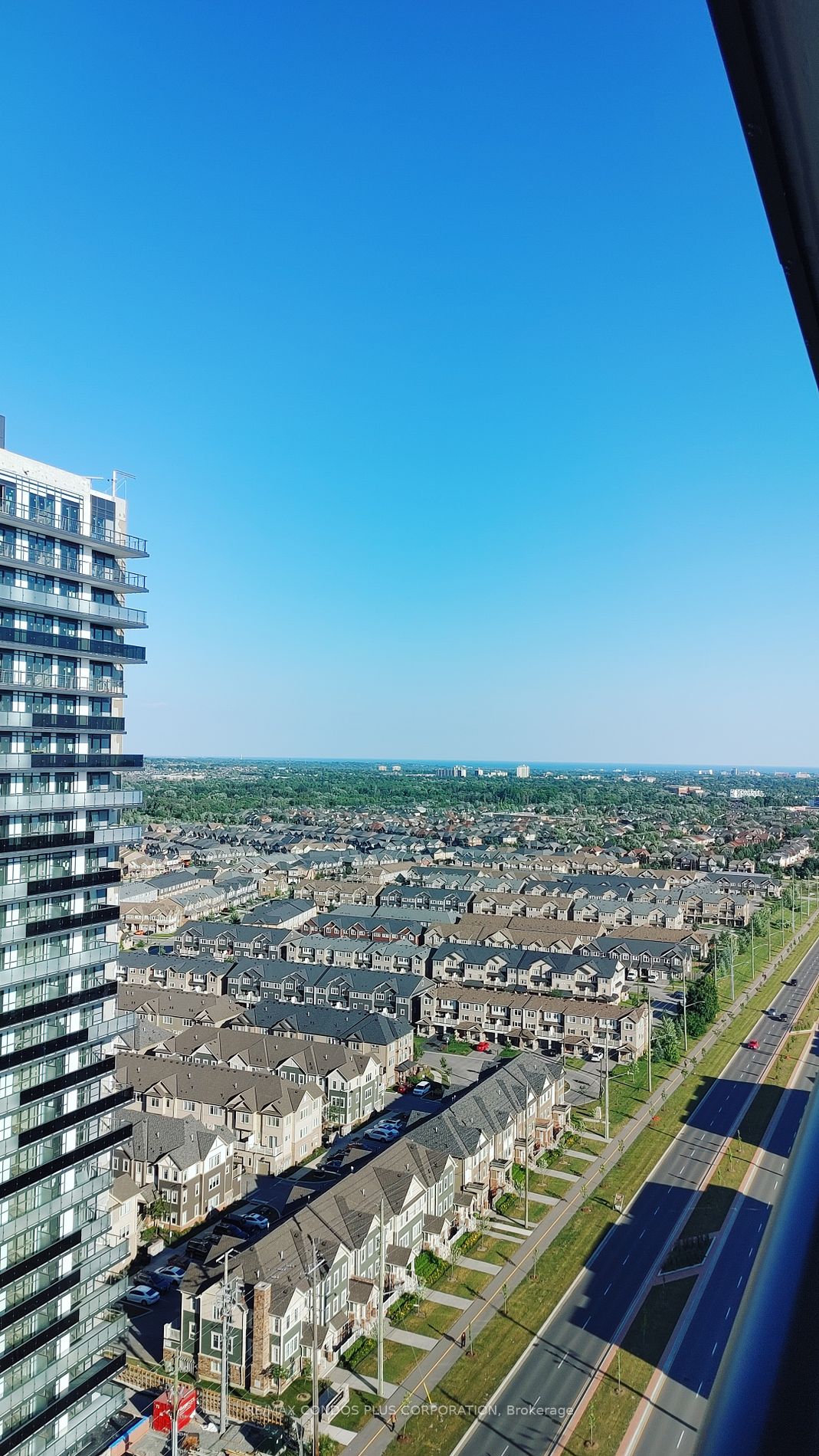 2550 Simcoe Street N #2214