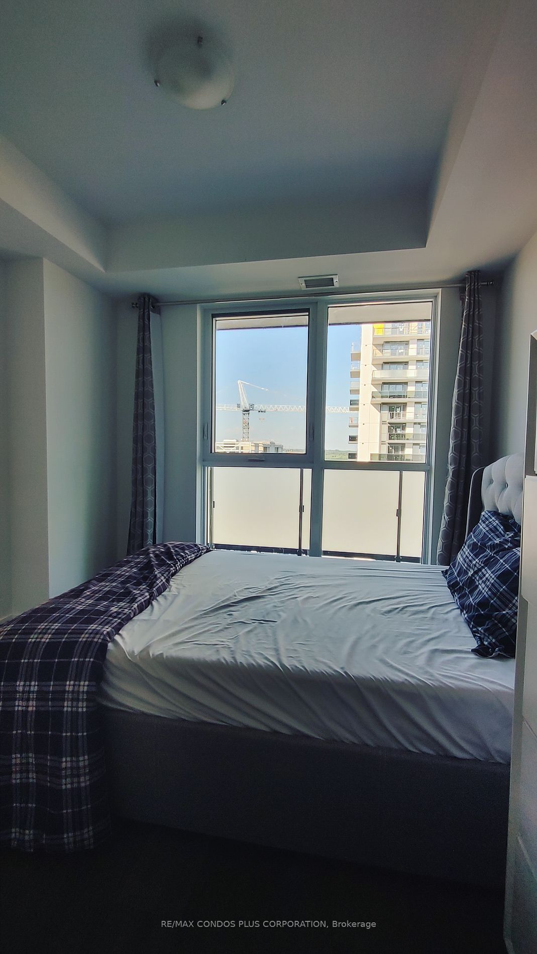 2550 Simcoe Street N #2214