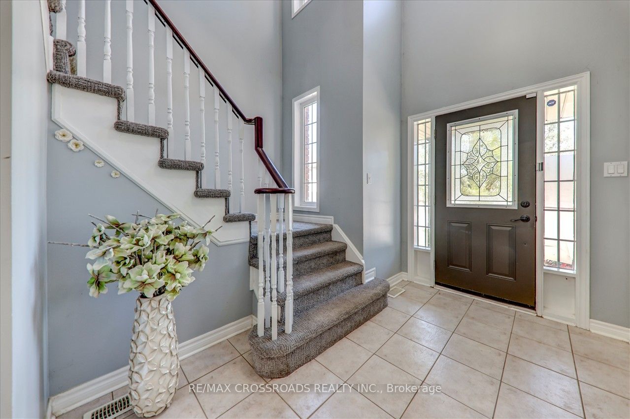 32 Dart Court