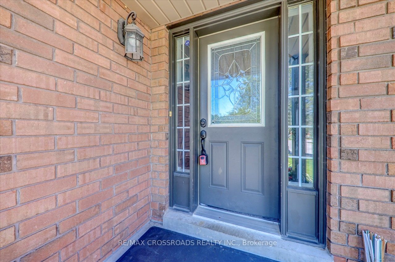 32 Dart Court