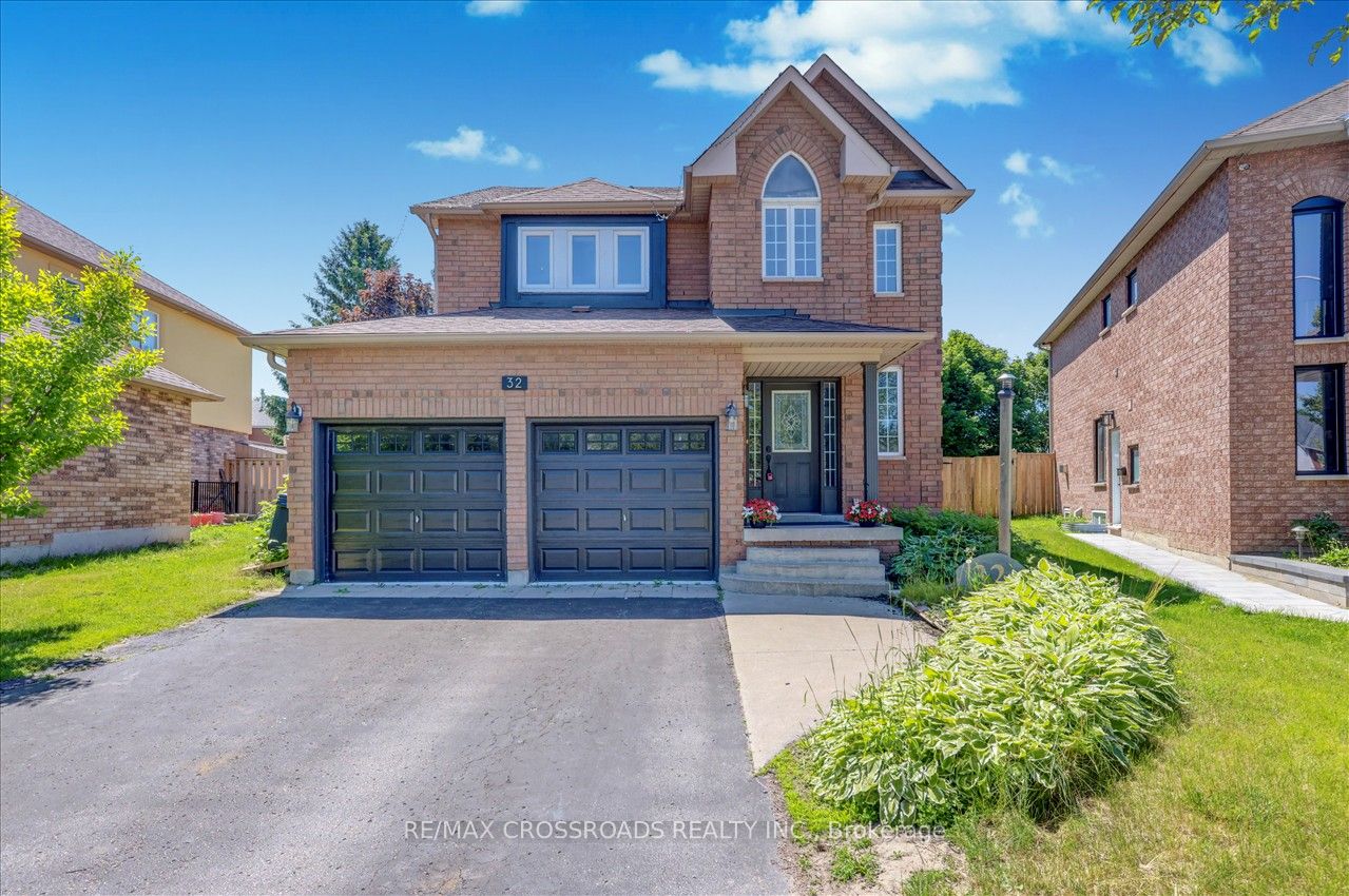 32 Dart Court