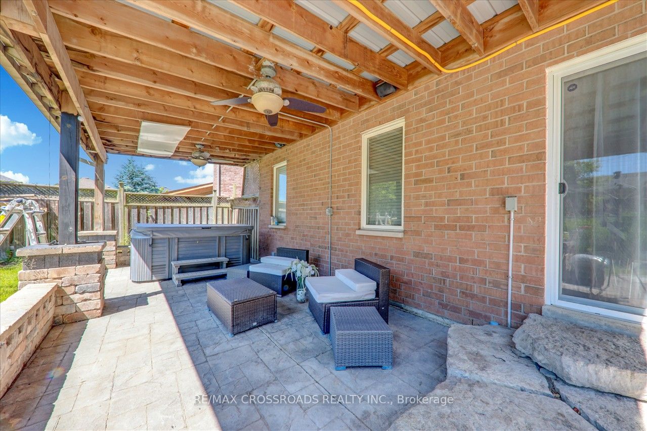 32 Dart Court