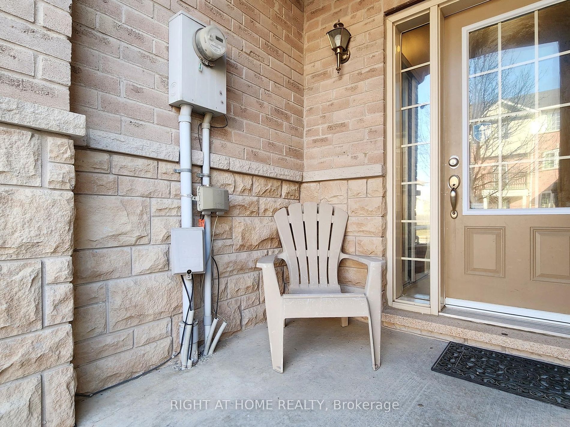 15 Blunden Road