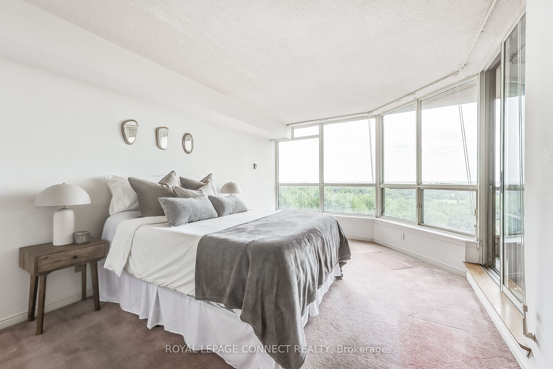 20 Guildwood Parkway #706