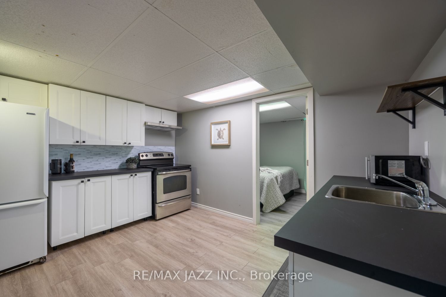 22 Roser Cres