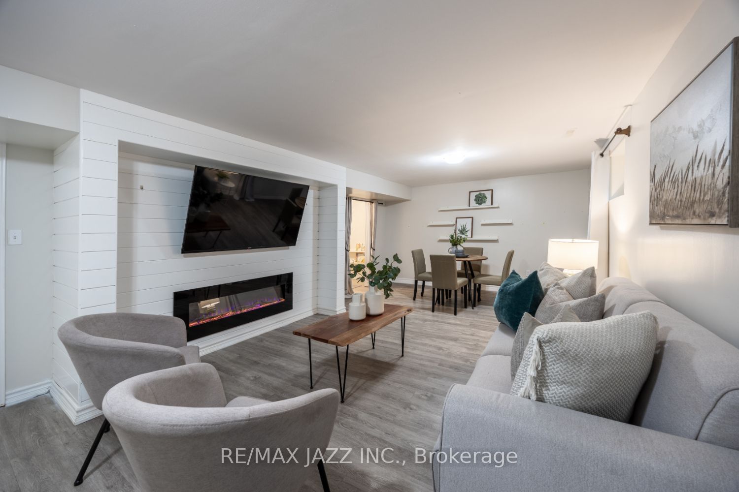 22 Roser Cres